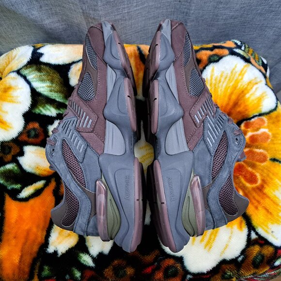 Size 12 New Balance Low Top Sneakers U9060Bcg 2022 Men Maroon Gray - Picture 12 of 15